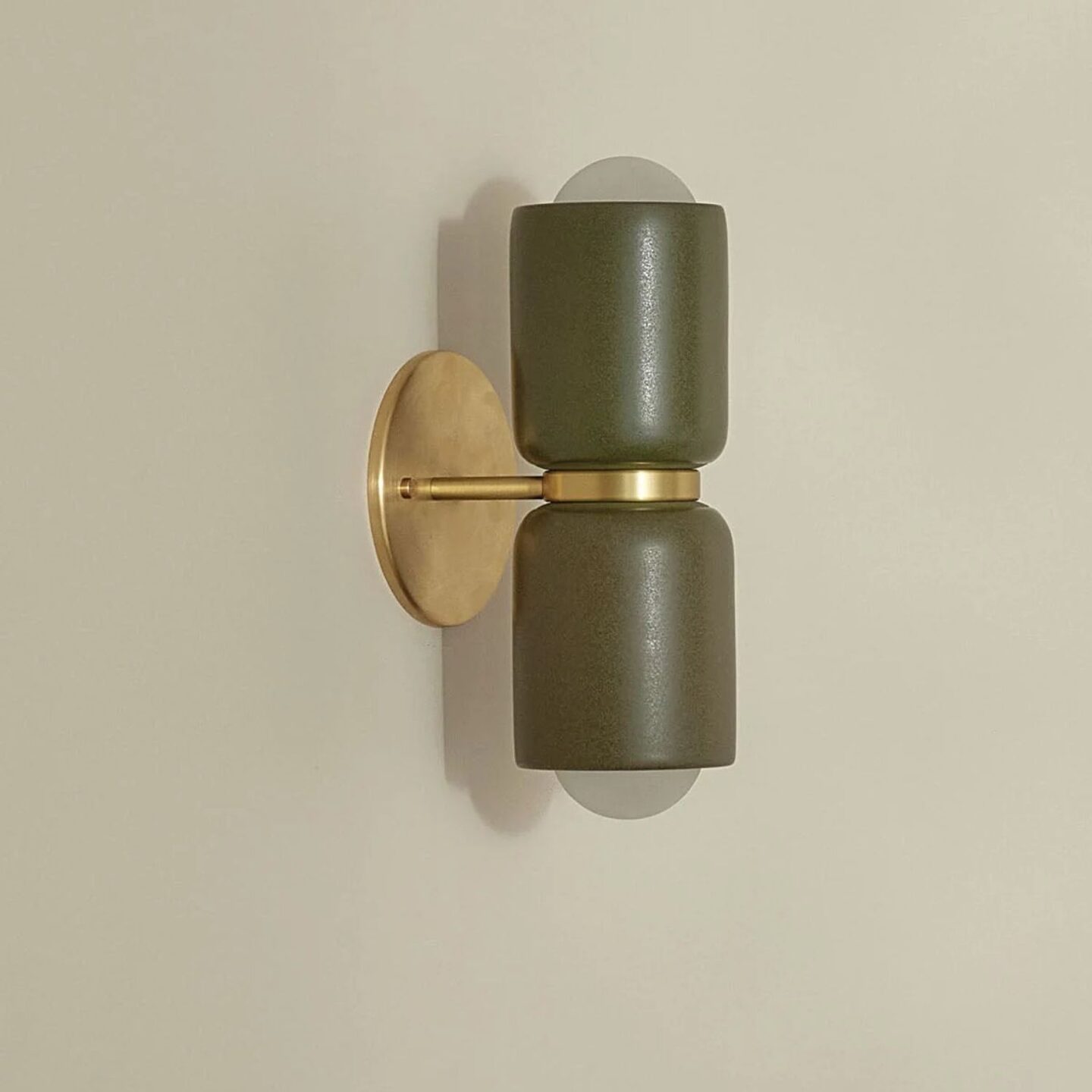 Terra 2 Wall Olive & Brass
